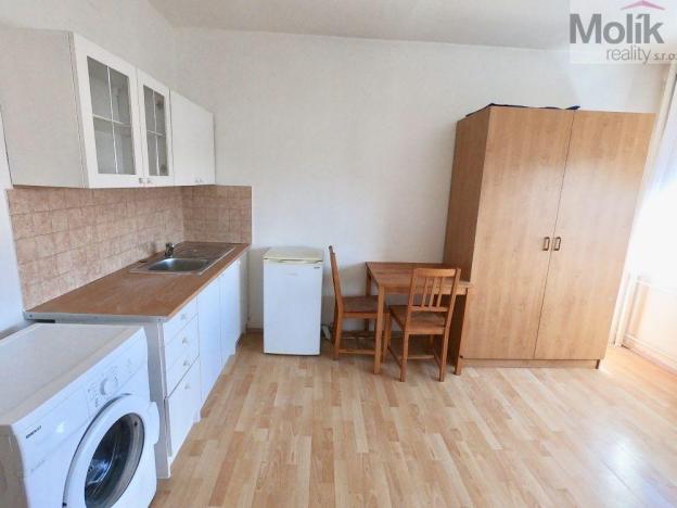 Prodej bytu 1+kk, Teplice - Řetenice, Bratislavská, 21 m2