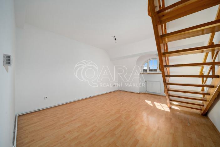 Prodej bytu 3+1, Praha - Bubeneč, Na výšinách, 77 m2