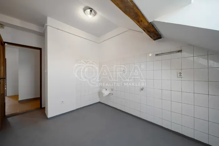 Prodej bytu 3+1, Praha - Bubeneč, Na výšinách, 77 m2