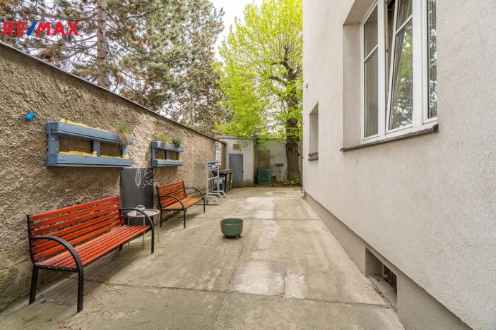 Prodej obchodního prostoru, Praha - Strašnice, Úvalská, 590 m2