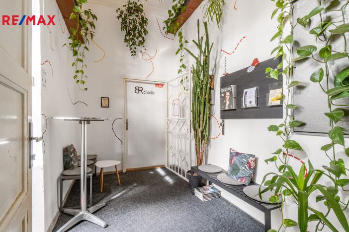 Prodej obchodního prostoru, Praha - Strašnice, Úvalská, 590 m2