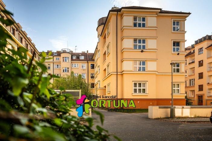 Prodej bytu 3+kk, České Budějovice - České Budějovice 3, Fr. Hrubína, 81 m2