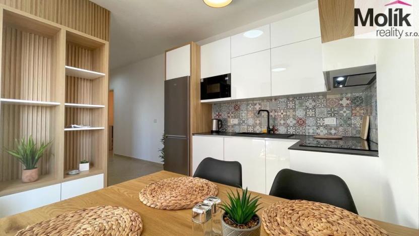 Prodej bytu 3+kk, Golem, 78 m2