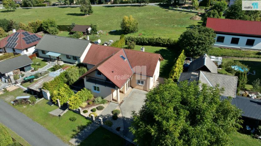 Prodej rodinného domu, Kamenná Lhota, 192 m2