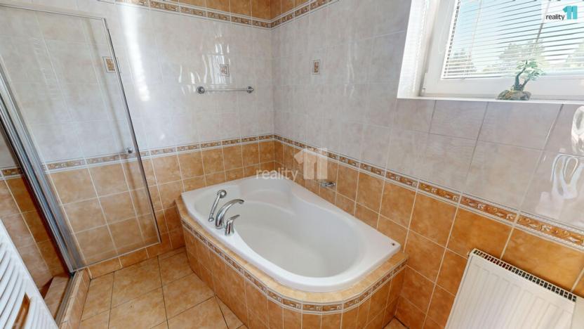 Prodej rodinného domu, Kamenná Lhota, 192 m2