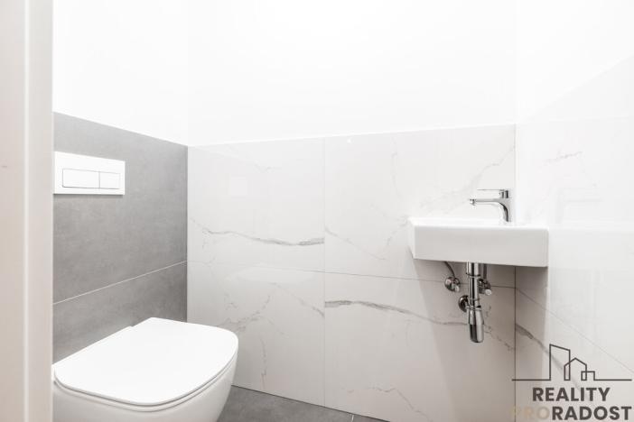 Prodej bytu 4+kk, Ostopovice, B. Němcové, 90 m2