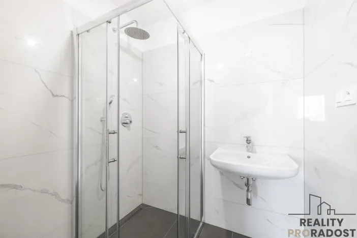 Prodej bytu 4+kk, Ostopovice, B. Němcové, 90 m2