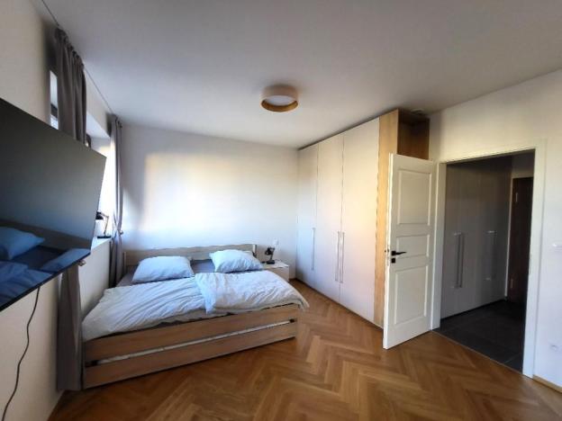 Pronájem bytu 1+kk, Tábor, Bechyňská, 38 m2