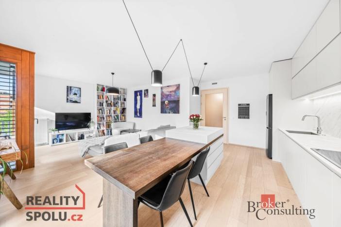 Prodej bytu 4+kk, Praha - Modřany, Vrátnická, 104 m2