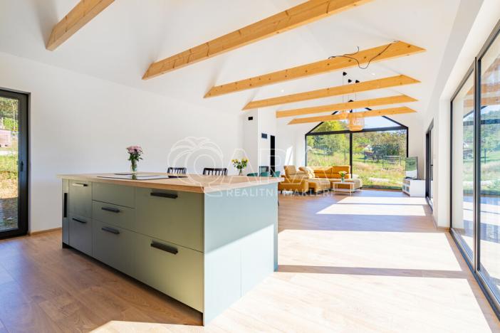 Prodej rodinného domu, Měňany, 130 m2