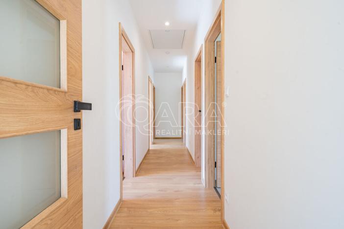 Prodej rodinného domu, Měňany, 130 m2