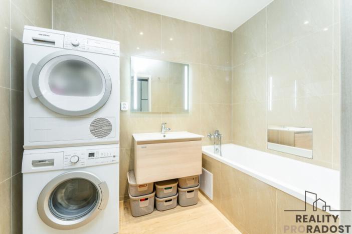 Prodej bytu 3+kk, Praha, Slévačská, 59 m2