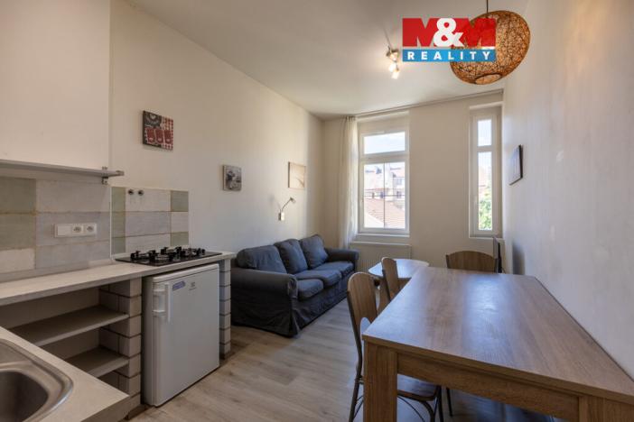 Prodej bytu 2+kk, Praha - Holešovice, V háji, 39 m2