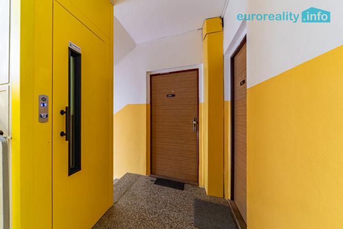 Prodej bytu 2+1, Mariánské Lázně, Podhorská, 68 m2