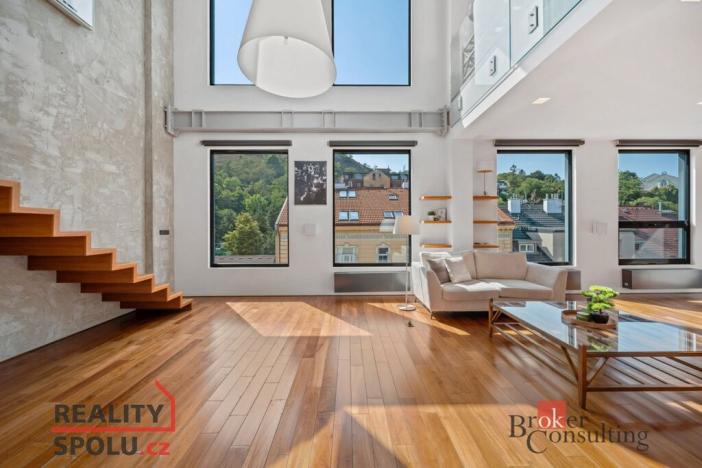 Prodej bytu 3+kk, Praha - Smíchov, Křížová, 221 m2