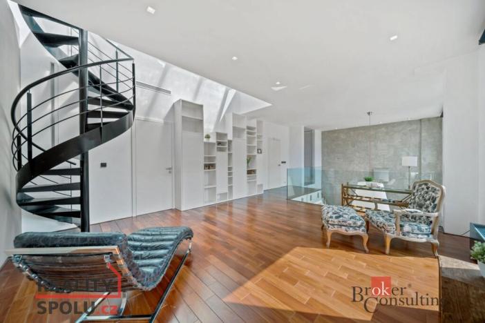 Prodej bytu 3+kk, Praha - Smíchov, Křížová, 221 m2