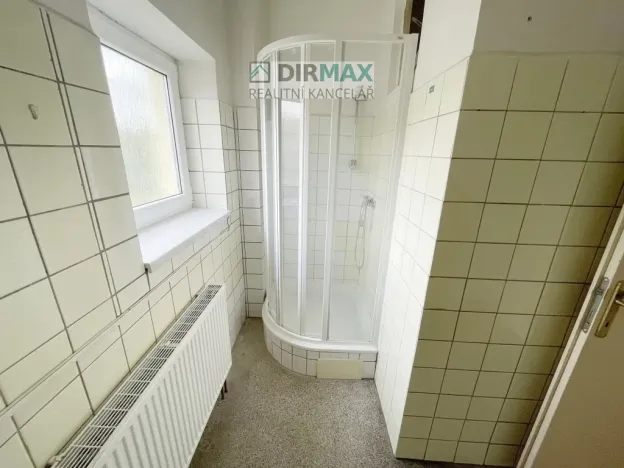 Prodej výrobních prostor, Klatovy - Luby, 1500 m2