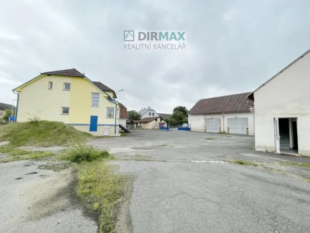 Prodej výrobních prostor, Klatovy - Luby, 1500 m2