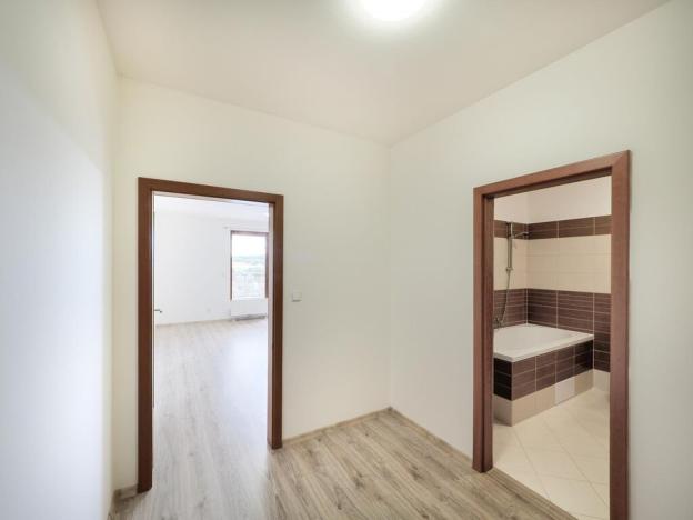 Prodej bytu 1+kk, Tábor, Budějovická, 65 m2