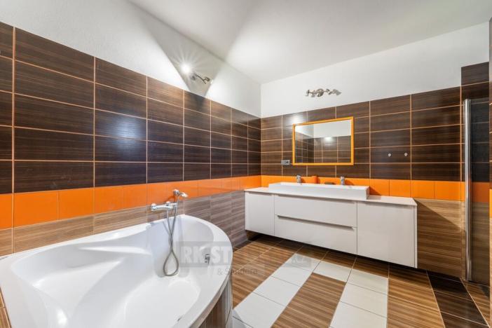 Prodej rodinného domu, Rodvínov, 474 m2