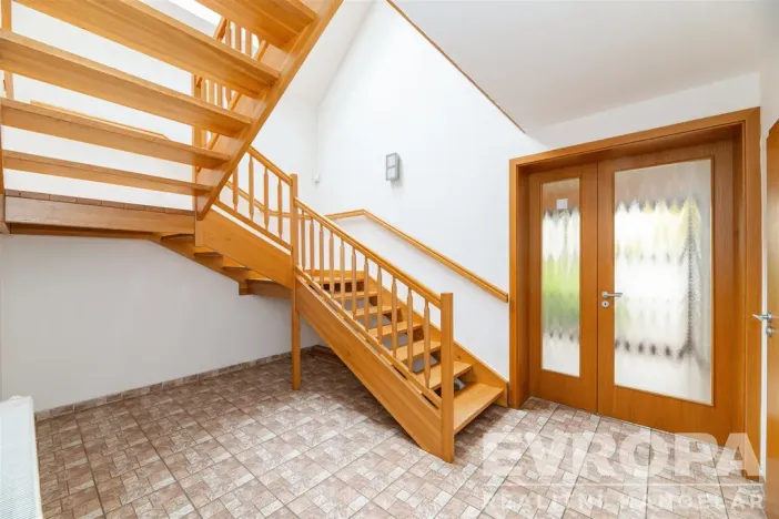 Prodej rodinného domu, Solnice, Nad Farou, 303 m2