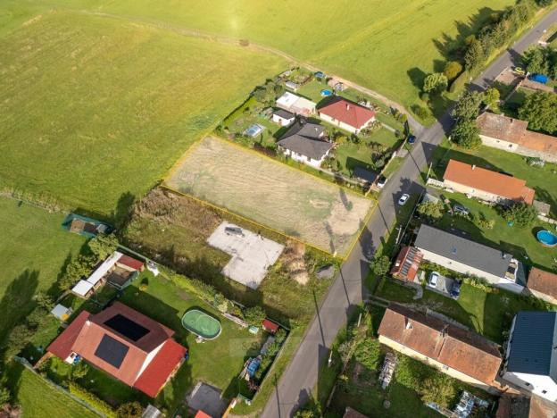 Prodej pozemku pro bydlení, Zalužany, 1423 m2