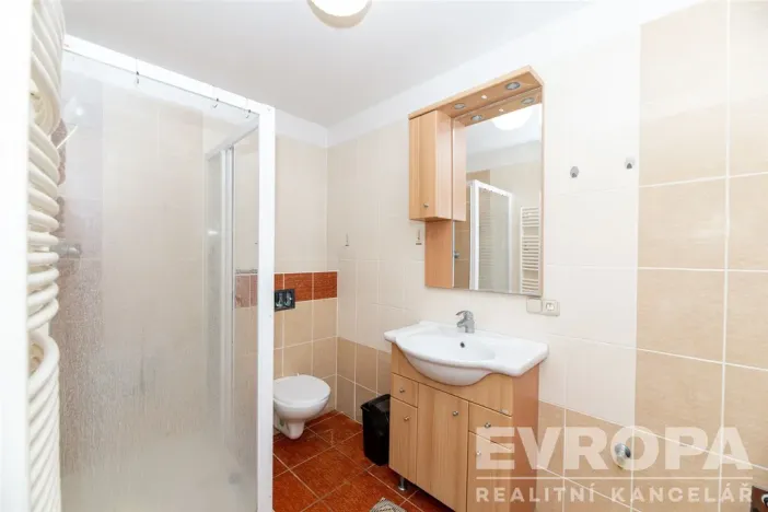 Prodej ubytování, Solnice, Nad Farou, 303 m2