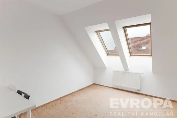 Prodej ubytování, Solnice, Nad Farou, 303 m2