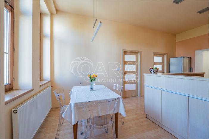 Prodej bytu 4+1, Plzeň, Křížkova, 100 m2