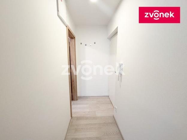 Pronájem bytu 1+kk, Zlín - Malenovice, Švermova, 28 m2