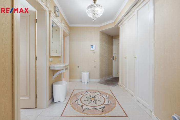 Prodej bytu 3+kk, Karlovy Vary, Pod Jelením skokem, 105 m2