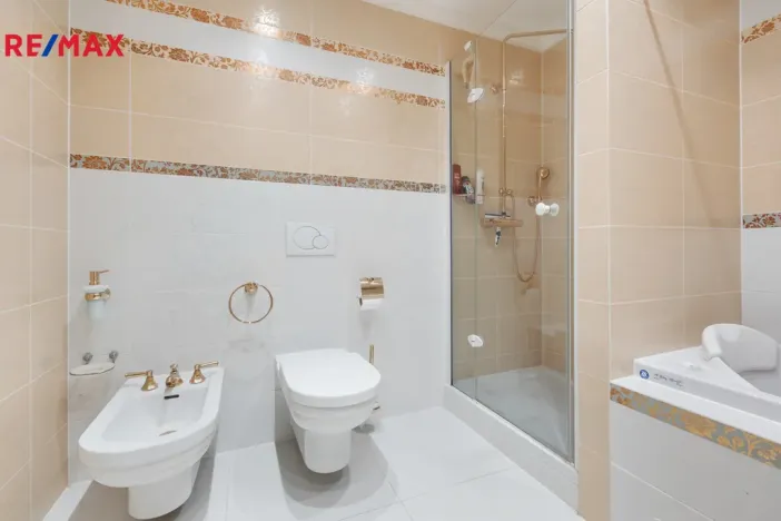 Prodej bytu 3+kk, Karlovy Vary, Pod Jelením skokem, 105 m2