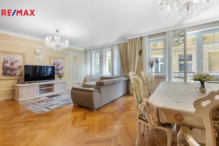 Prodej bytu 3+kk, Karlovy Vary, Pod Jelením skokem, 105 m2