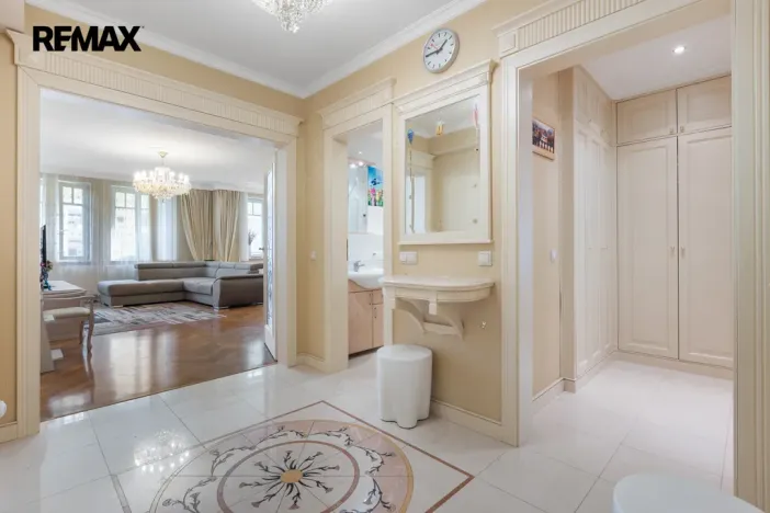 Prodej bytu 3+kk, Karlovy Vary, Pod Jelením skokem, 105 m2
