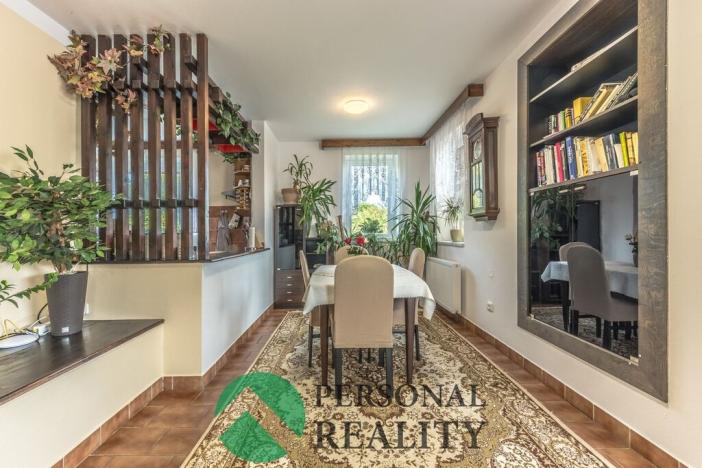 Prodej rodinného domu, Sazená, 225 m2