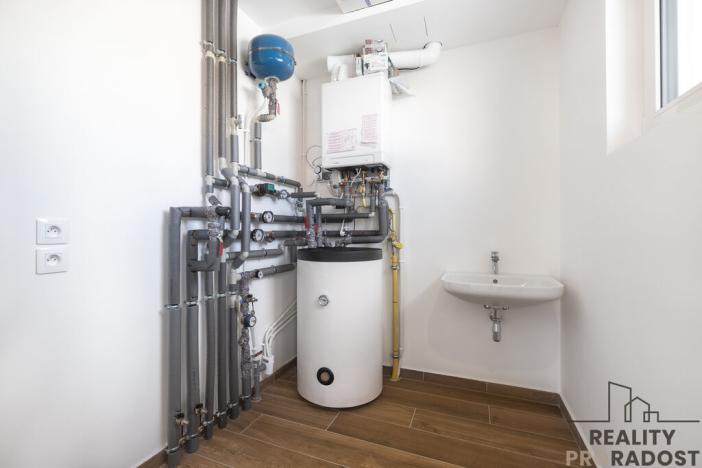 Prodej bytu 4+kk, Ostopovice, B. Němcové, 170 m2