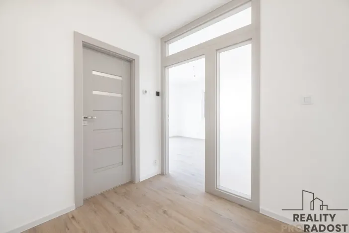 Prodej bytu 4+kk, Ostopovice, B. Němcové, 170 m2