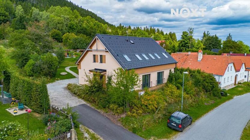 Prodej apartmánu, Horní Stropnice, 208 m2