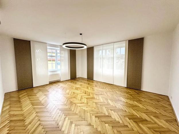 Pronájem bytu 3+1, Praha - Dejvice, 136 m2