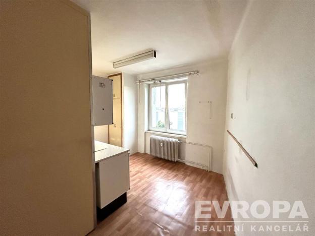 Prodej bytu 1+1, Plzeň - Východní Předměstí, náměstí Generála Píky, 48 m2