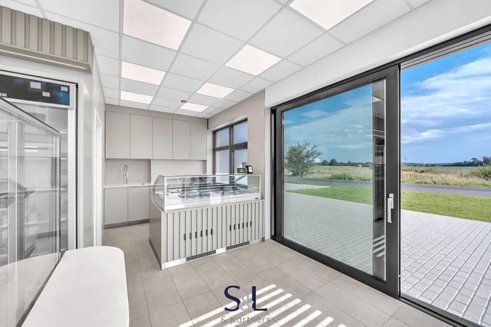 Prodej obchodního prostoru, Doksy, 88 m2