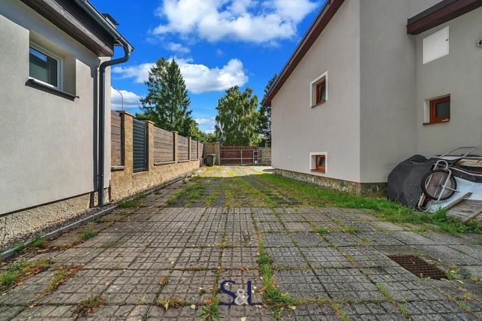 Prodej obchodního prostoru, Nový Bor, Česká, 325 m2