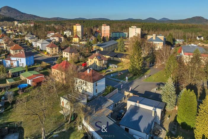 Prodej obchodního prostoru, Nový Bor, Česká, 325 m2