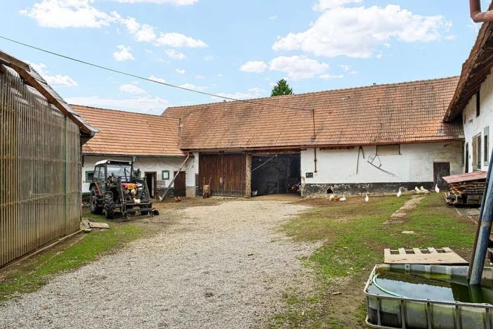 Prodej zemědělské usedlosti, Popovice, 718 m2