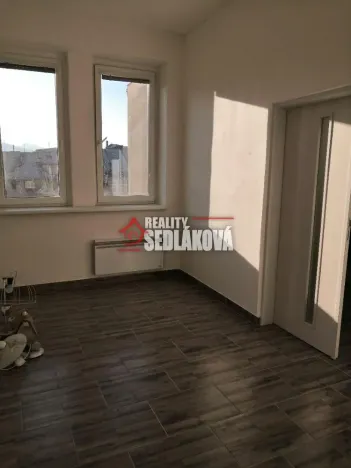 Pronájem bytu 3+kk, Děčín - Děčín II-Nové Město, 52 m2
