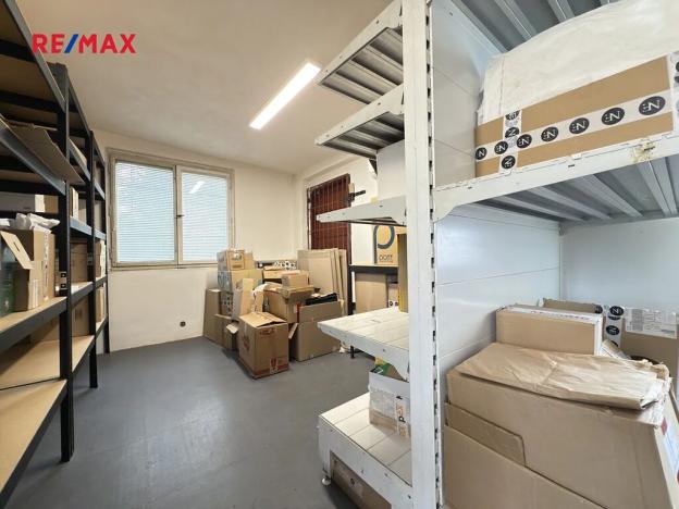 Pronájem obchodního prostoru, Horní Bříza, Sídlištní, 145 m2