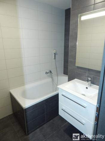 Prodej bytu 2+1, Ústí nad Labem - Severní Terasa, Kmochova, 60 m2