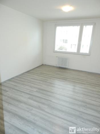 Prodej bytu 2+1, Ústí nad Labem - Severní Terasa, Kmochova, 60 m2