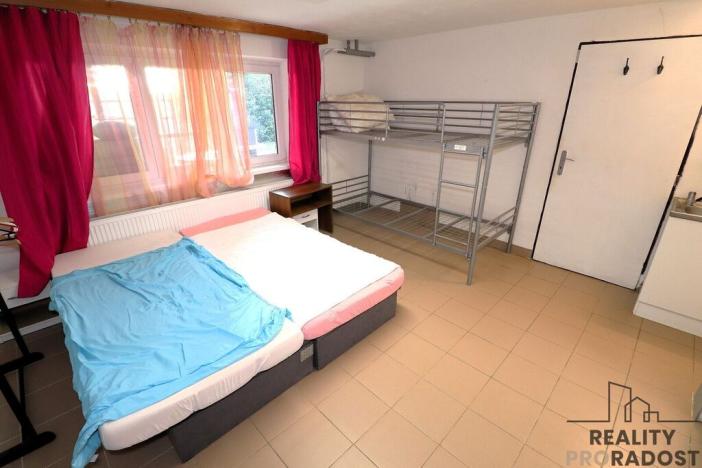 Pronájem bytu 1+1, Ivančice, Slunečná, 35 m2