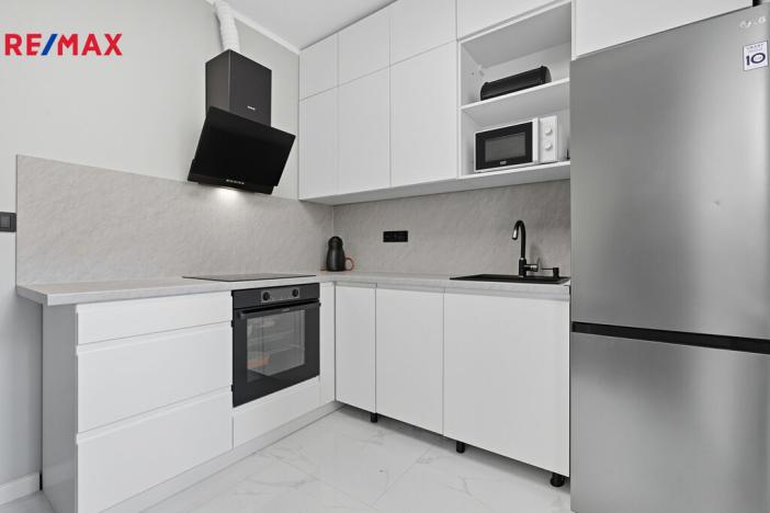 Prodej bytu 2+1, Karlovy Vary, K. Čapka, 57 m2